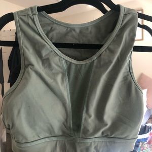Alphalete size xl sports bra